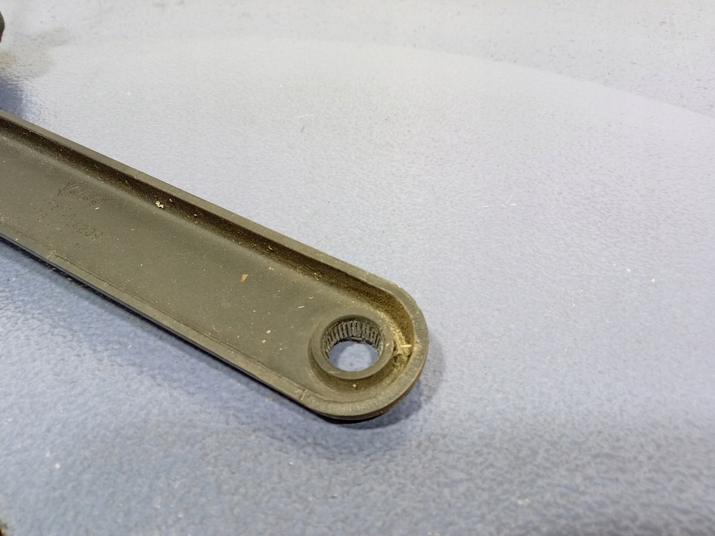 фото №4, Bmw x1 e84 рычаги дворник перед eu