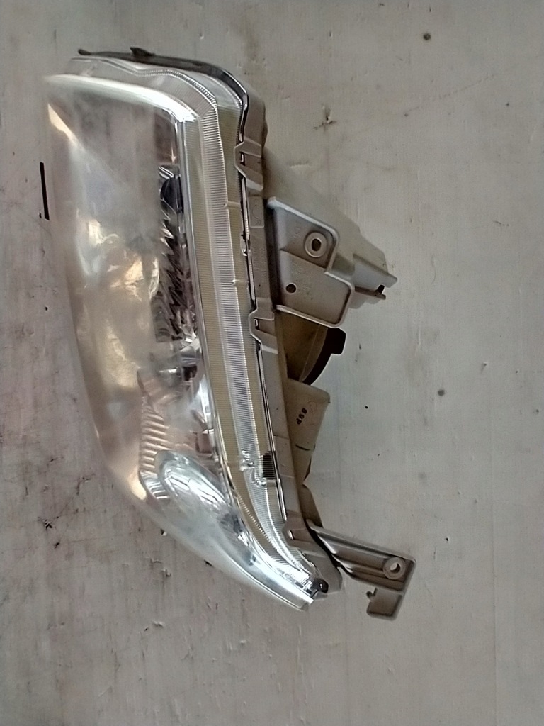 фото №11, Suzuki grand vitara ii 3d лампа h4 левый перед передняя 100-59076 anglik