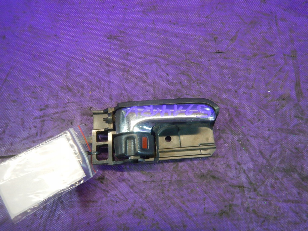 фото №1, Corolla e12 ручка внутренняя перед передняя правая 51594a2