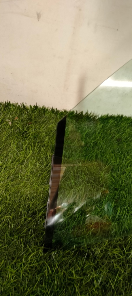 фото №5, Стекло левая боковая дверь перед porsche panamera 971