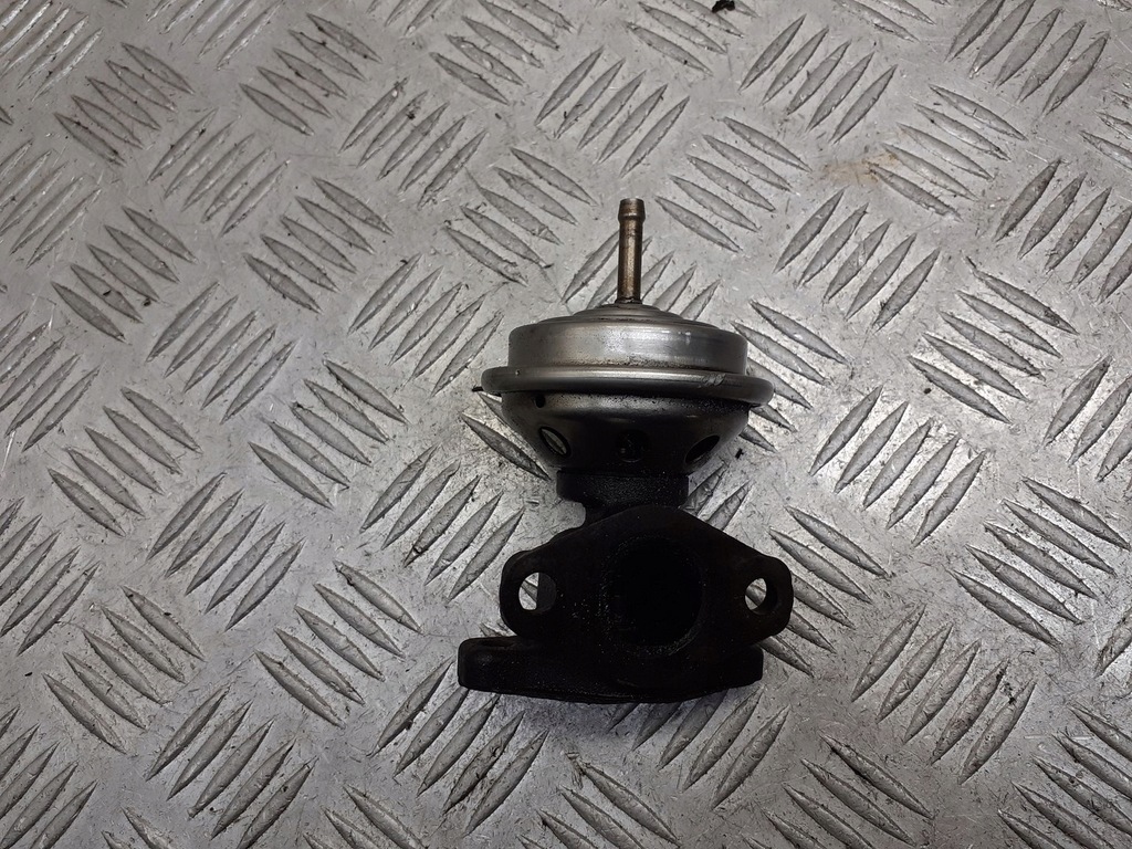 фото №1, Клапан egr audi a4 b5 1.9 tdi 028131501e