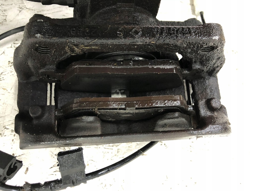 фото №7, Суппорт тормоза левый перед mini cooper ii r56 1,4b