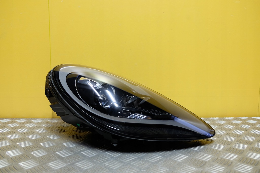 фото №1, Porsche 718 boxster cayman 982 2016- фара лампа ксенон led r usa