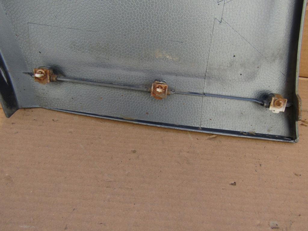 36 mercedes w124 хром права молдинг широка крила правий перед колір 199 Оригінал