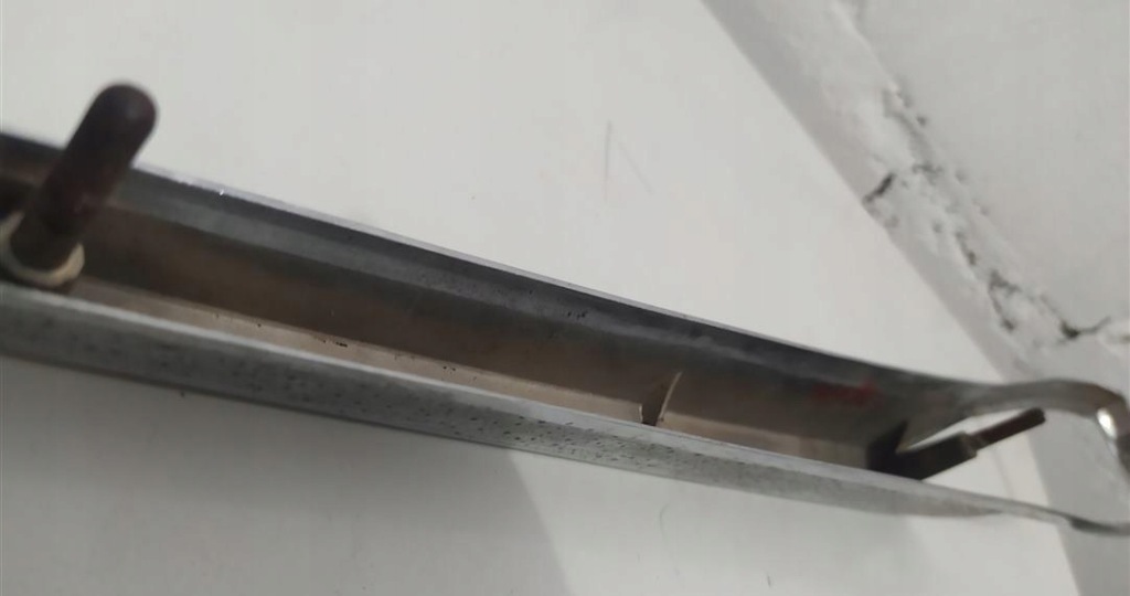 Молдинг капот поворотник mercedes w180 w105 w128 Зі Шроту