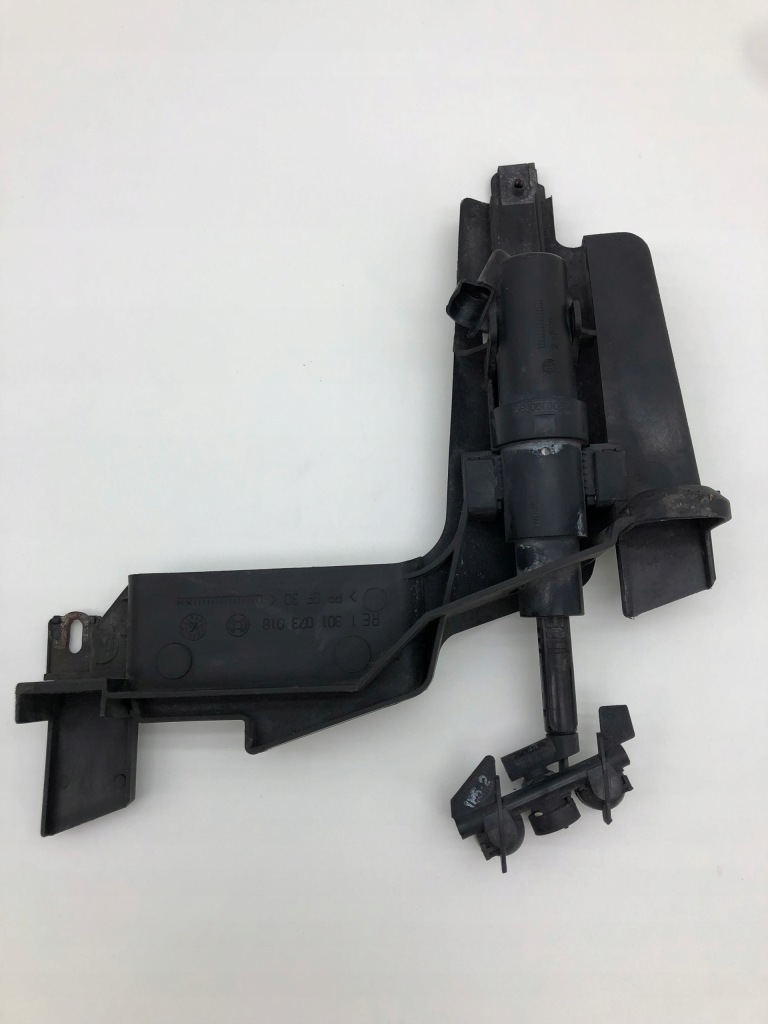 Купить Bmw e46 купе омыватель лампы правый 1301073018