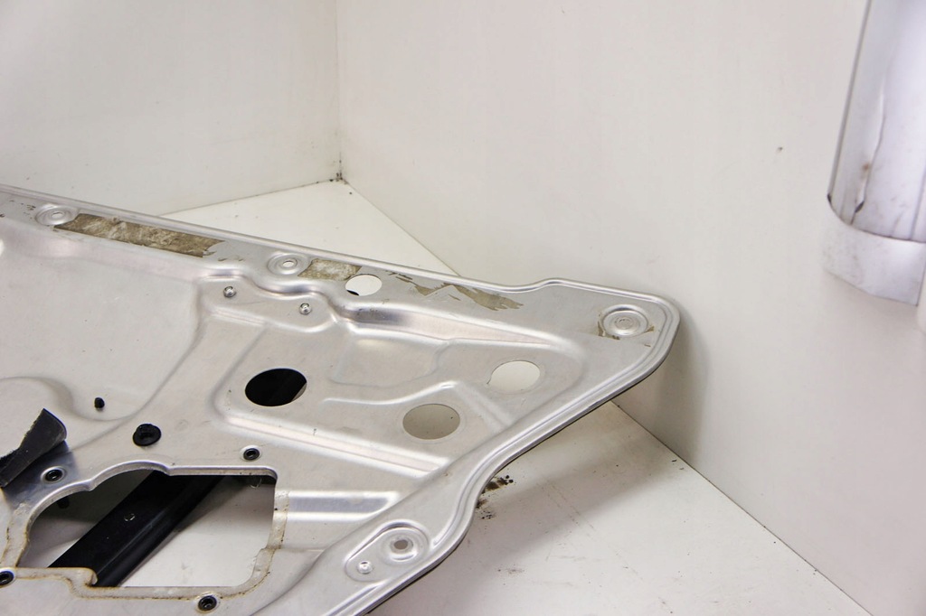 фото №5, Ir039 bentley flying spur i механизм стекло задняя