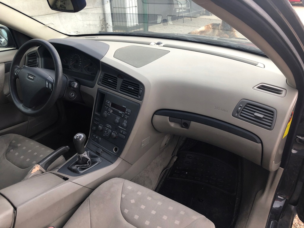 фото №1, Приборная панель volvo s60 v70 xc70 консоль подушка безопасности pulpit 99-