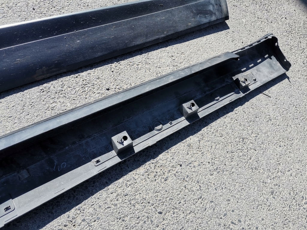 фото №11, Volvo v90 cc молдинг порог правая прокладка