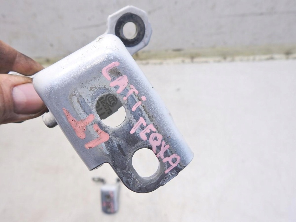 фото №2, Петля петлі двері лівий задня teqxa renault latitude i120073