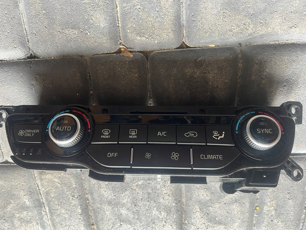 фото №1, Панель кондиционера обдув kia niro i 97250g5ce0