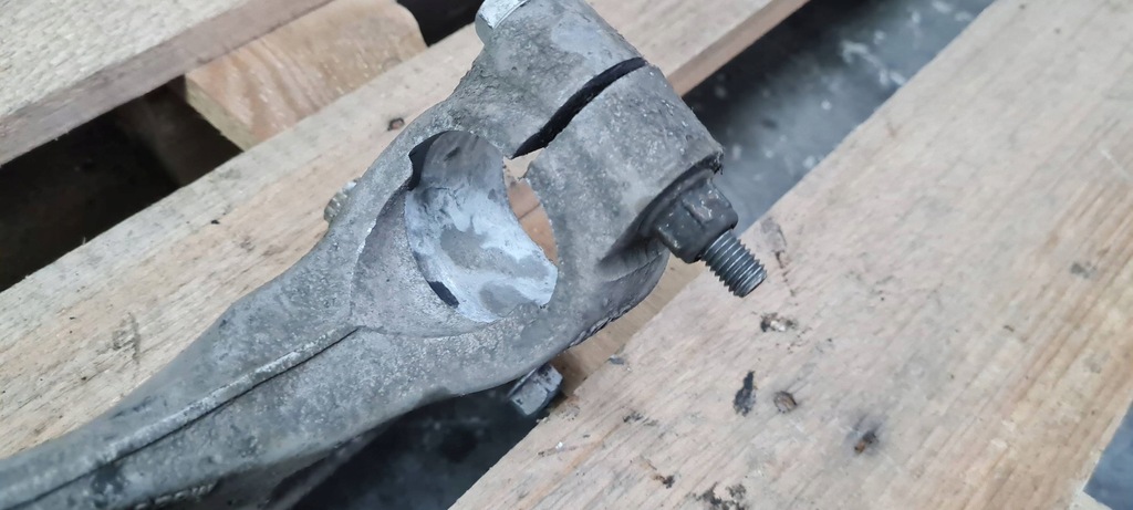 фото №8, A5 8w вилка кронштейн амортизатора левый перед 8w0413037g a4 b9 8w