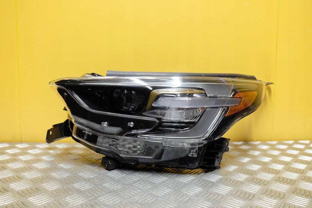 фото №1, Subaru legacy outback 2023- фара лампа full led левая usa