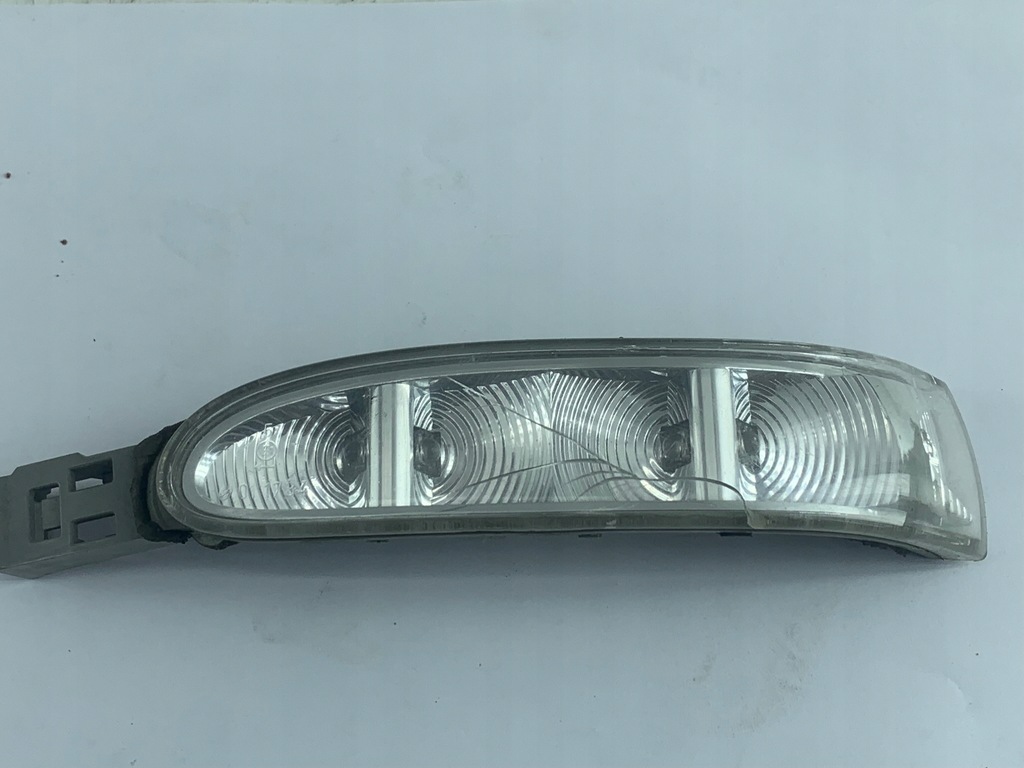 фото №1, Mercedes w251 поворотник зеркало левый r-klasa