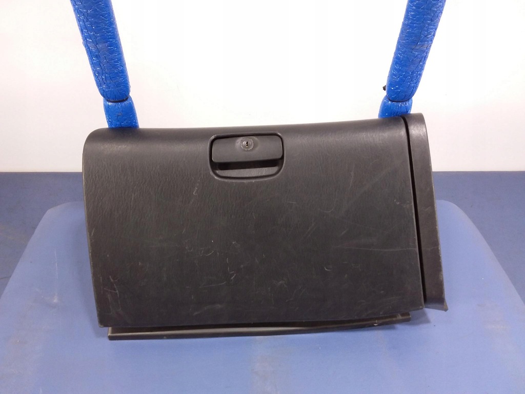 фото №1, Hyundai sonata iii ef lift бардачок пасажира