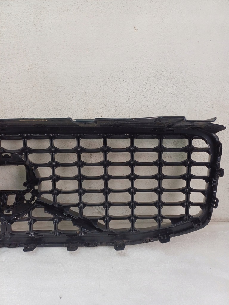 фото №13, Решітка радіатора решітка радіатора бампера перед volvo xc60 ii 2 lift 21- r-design