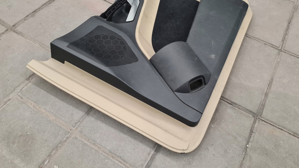 фото №3, Mercedes actros mp4 оббивка двері права