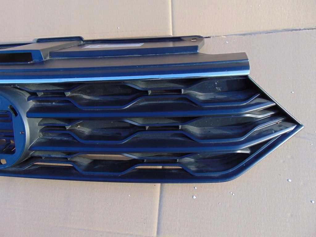 фото №7, Решітка радіатора решітка радіатора vw t-roc 2ga853651 оригінал