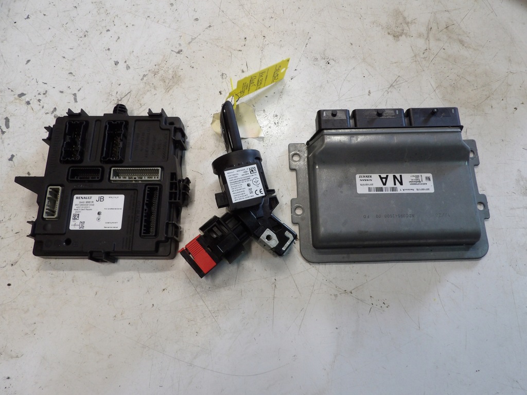 фото №1, Набір стартовий renault clio 1.0 tce 237103717s