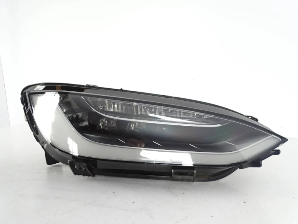 Лампа перед передня права tesla x full led Ціна