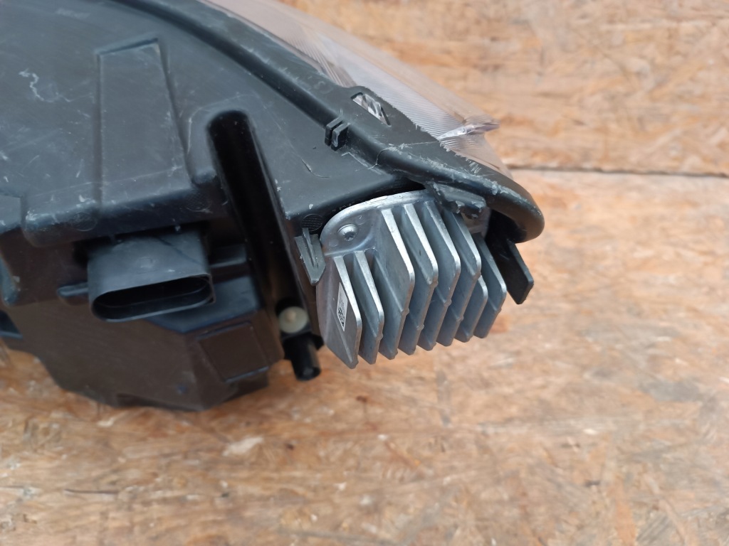 фото №13, Лампа правий перед eu led volvo xc40 31655632