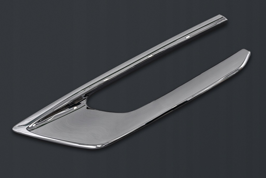 Volvo xc90 2 2019+ po рестайлинг  молдинг решётки передний бампера левая 31663539 с Разборки