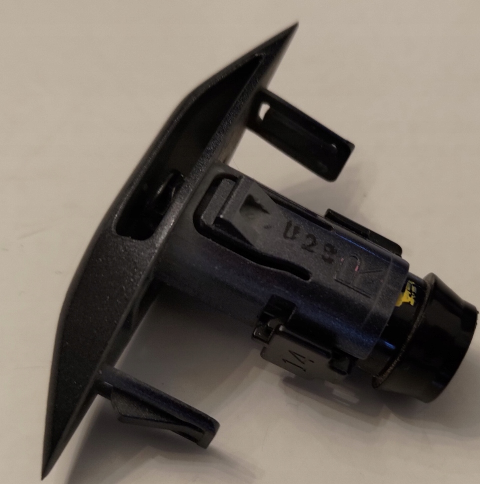 фото №1, Mitsubishi l200 l 200 18 - омивач фара + насадка правий