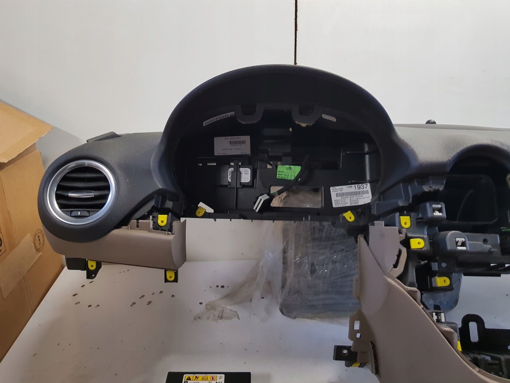 фото №11, Панель  подушки безпеки ремені opel adam