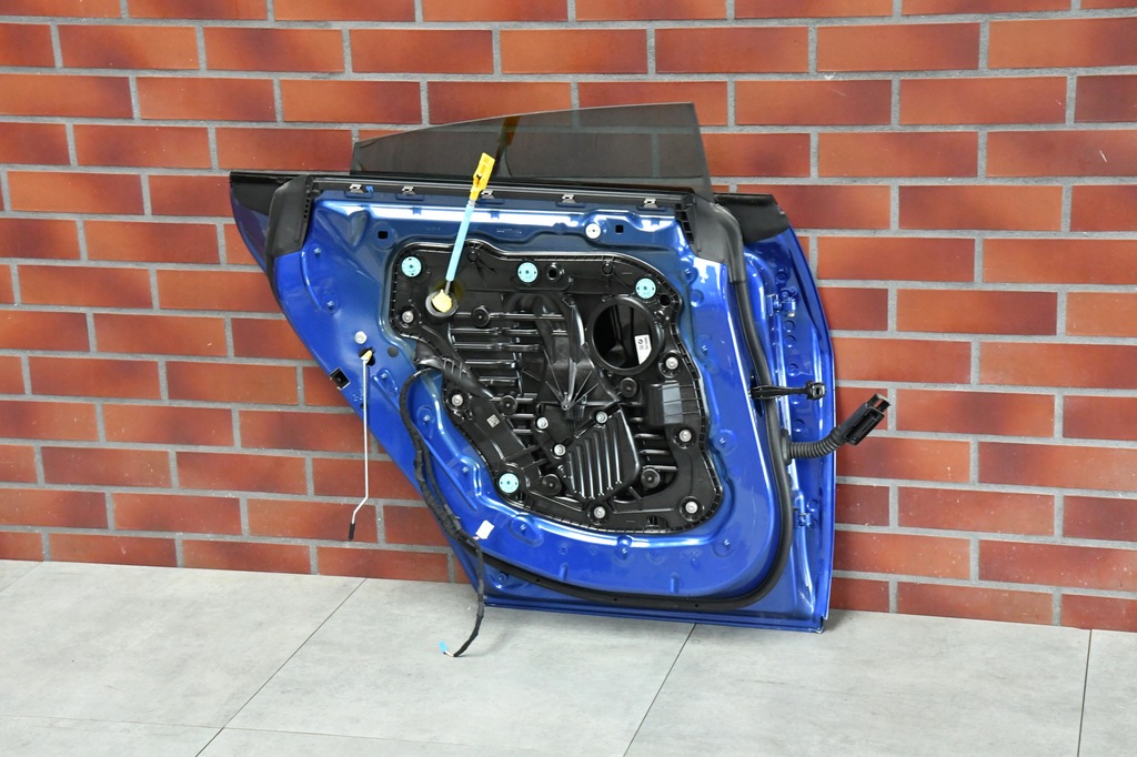 фото №6, Дверь левая задняя задние bmw 4 g26 i4 g26 c31 portimau blau