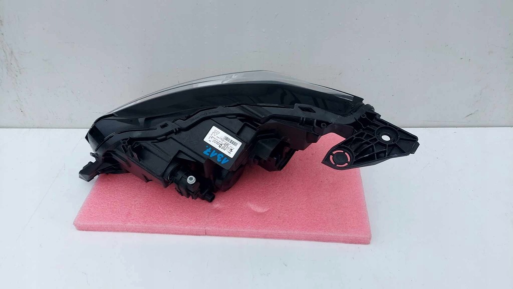 фото №8, Peugeot 208 ii 19- лампа правая перед передняя full led 1317