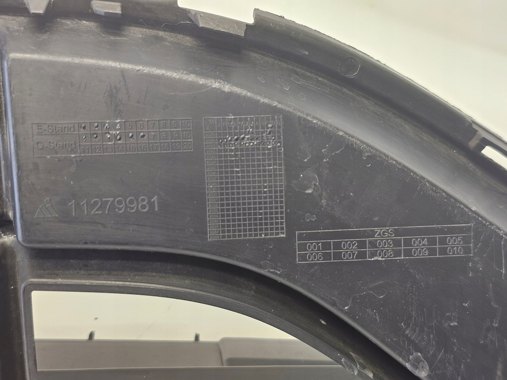 фото №13, Решітка середня бампера mercedes gla ii amg 2019 - h247 w247 a2478854205