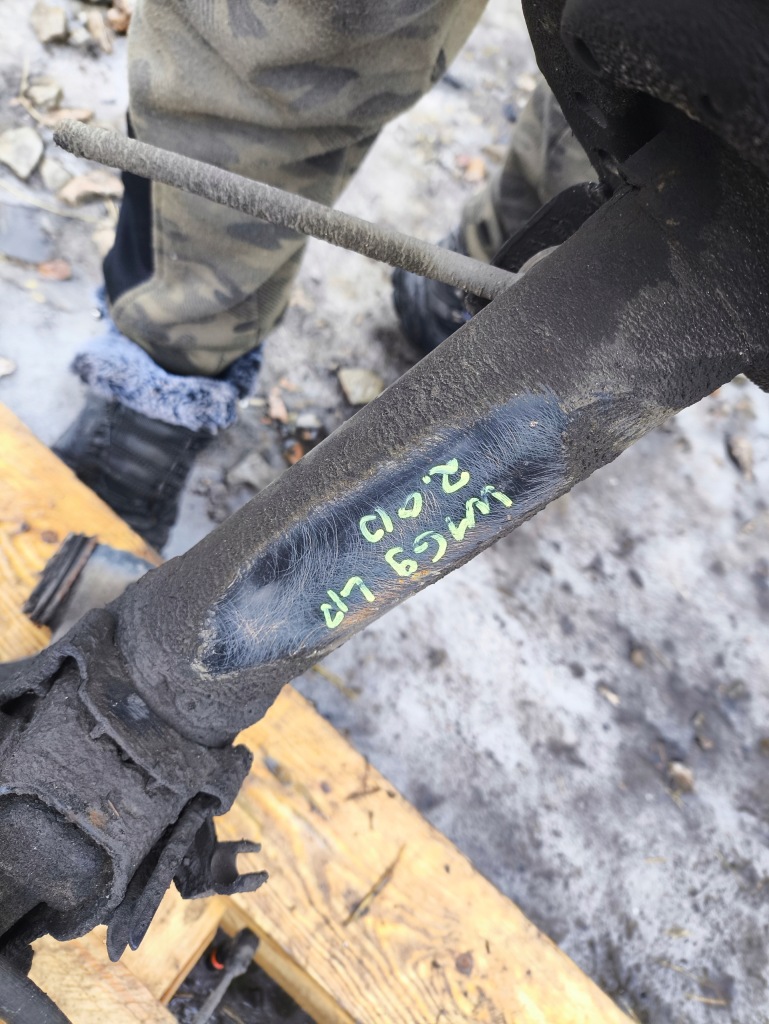 Mercedes w169 поворотный кулак амортизационная стойка левый перед mercedes w169 рестайлинг  ? с Разборки