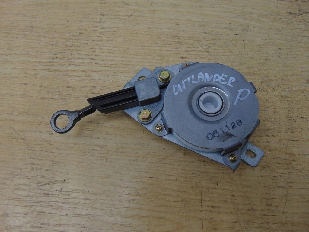 фото №1, Петля механизм шлейф борта крышки outlander ii p