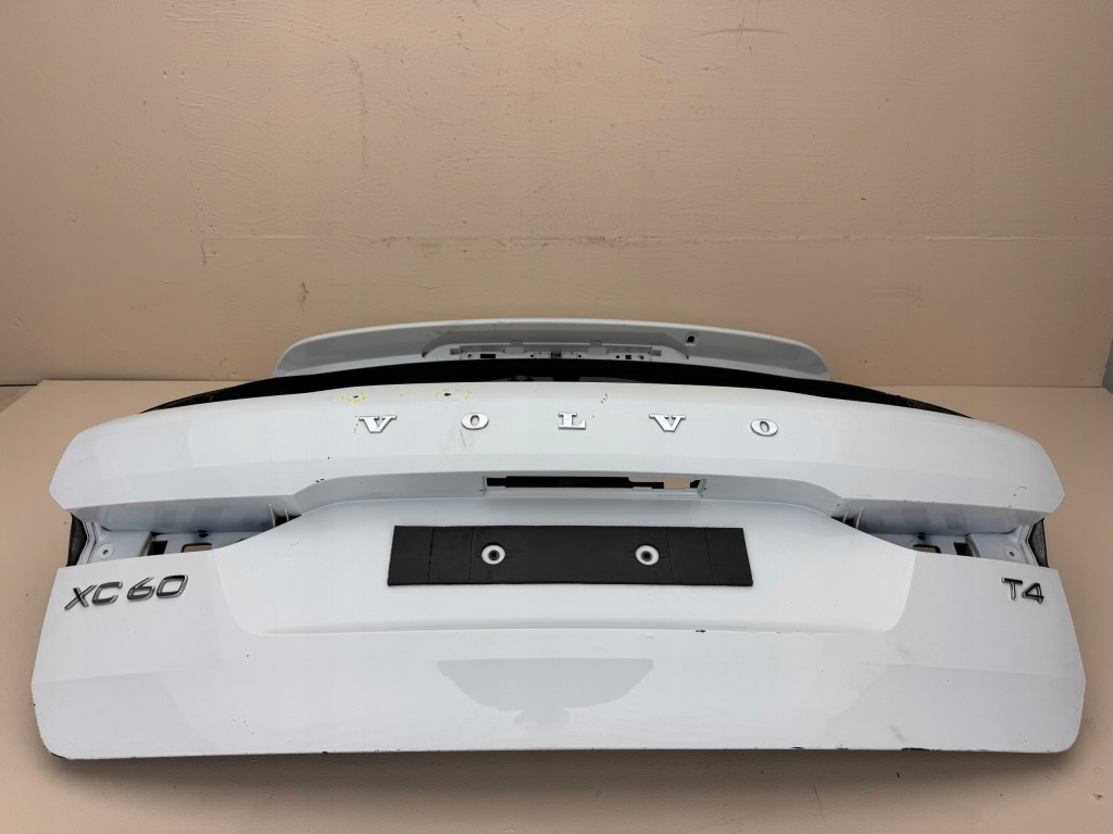 фото №13, Volvo xc60 ii 2 17r- крышка багажника крышка багажника задняя задняя