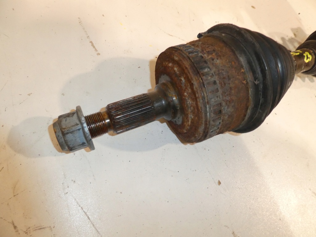 Приводной вал mercedes vito 638 cdi в Украине