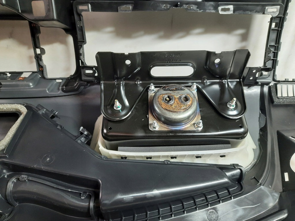 фото №11, Dodge ram 1500 09- панель приладів приладова подушка 2304255-la8 usa