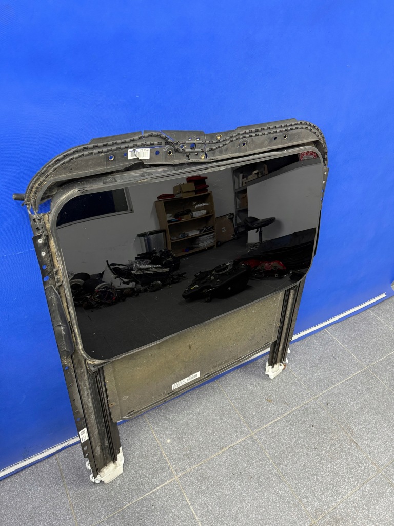 фото №1, Audi a7 c7 4g люк