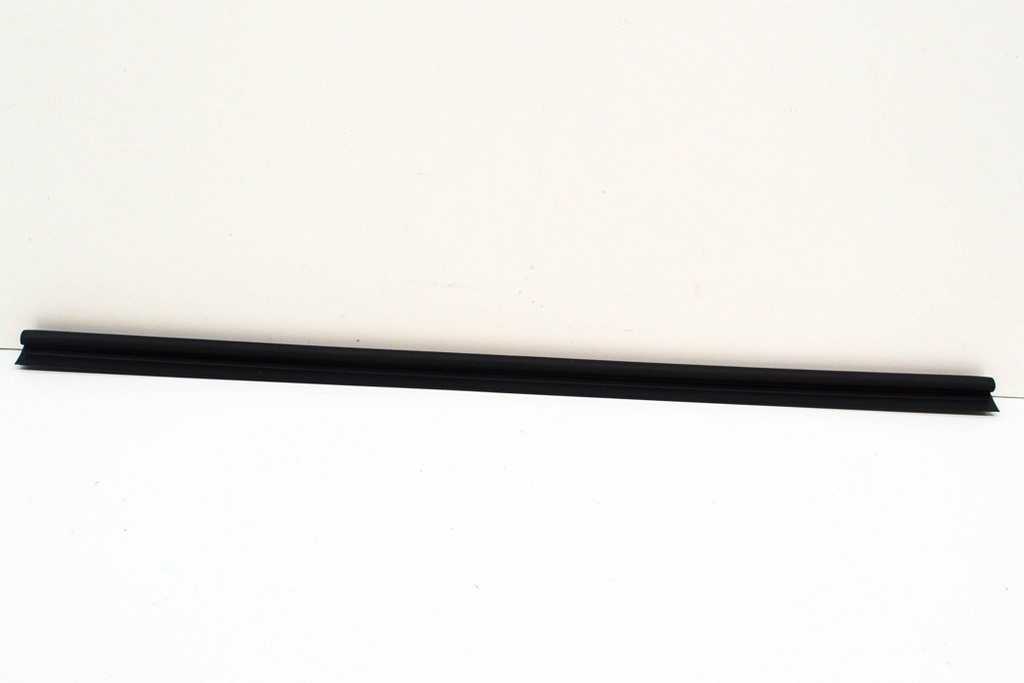 фото №6, Bmw 2 f45 верхний кронштейн уплотнители радиатора 17118600126 8600126 оригинальный