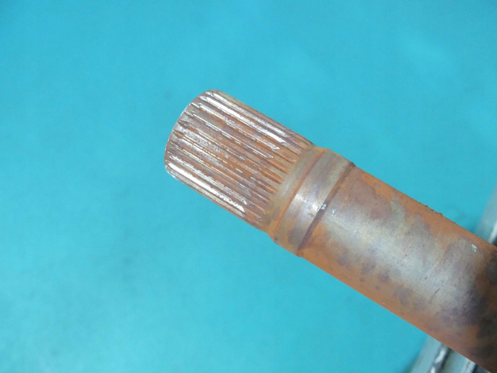 фото №4, Приводной вал перед правая volvo v60 i 2.4 d5 автоматическая коробка передач