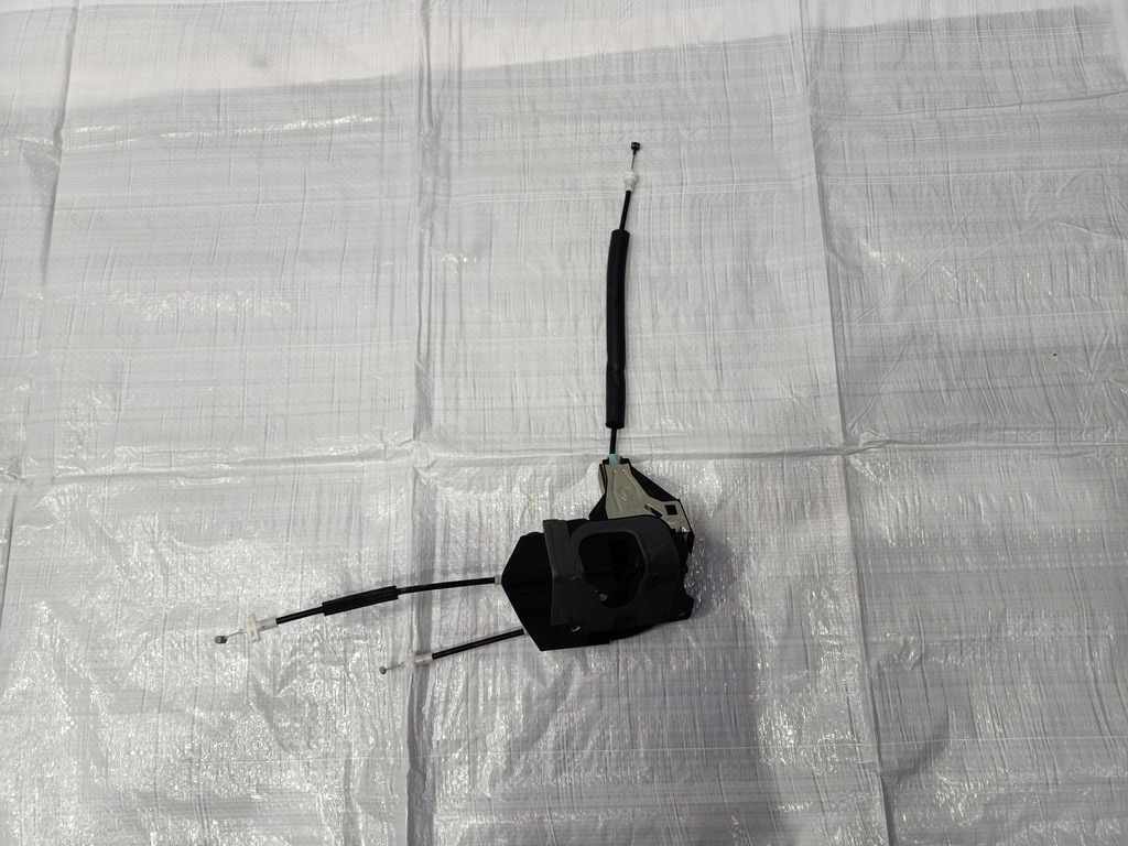 фото №1, Jaguar e-pace замок дверь левый перед