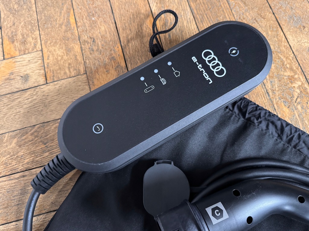 фото №8, Audi e-tron зарядное устройство сетевая + трёхфазная сеть 3.6kw оригинал