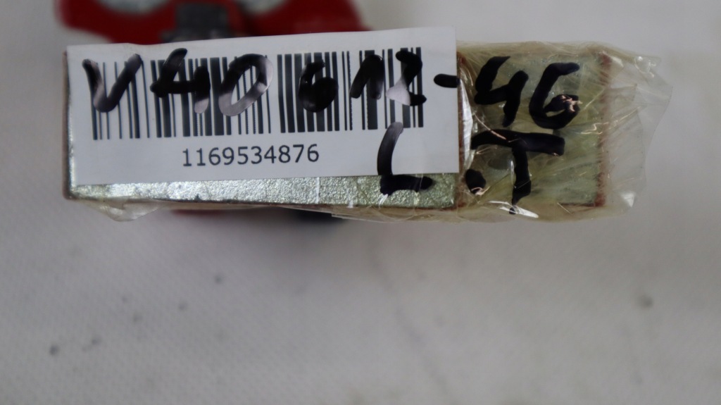 фото №4, Volvo v40 ii петлі двері лівих задня 612-46