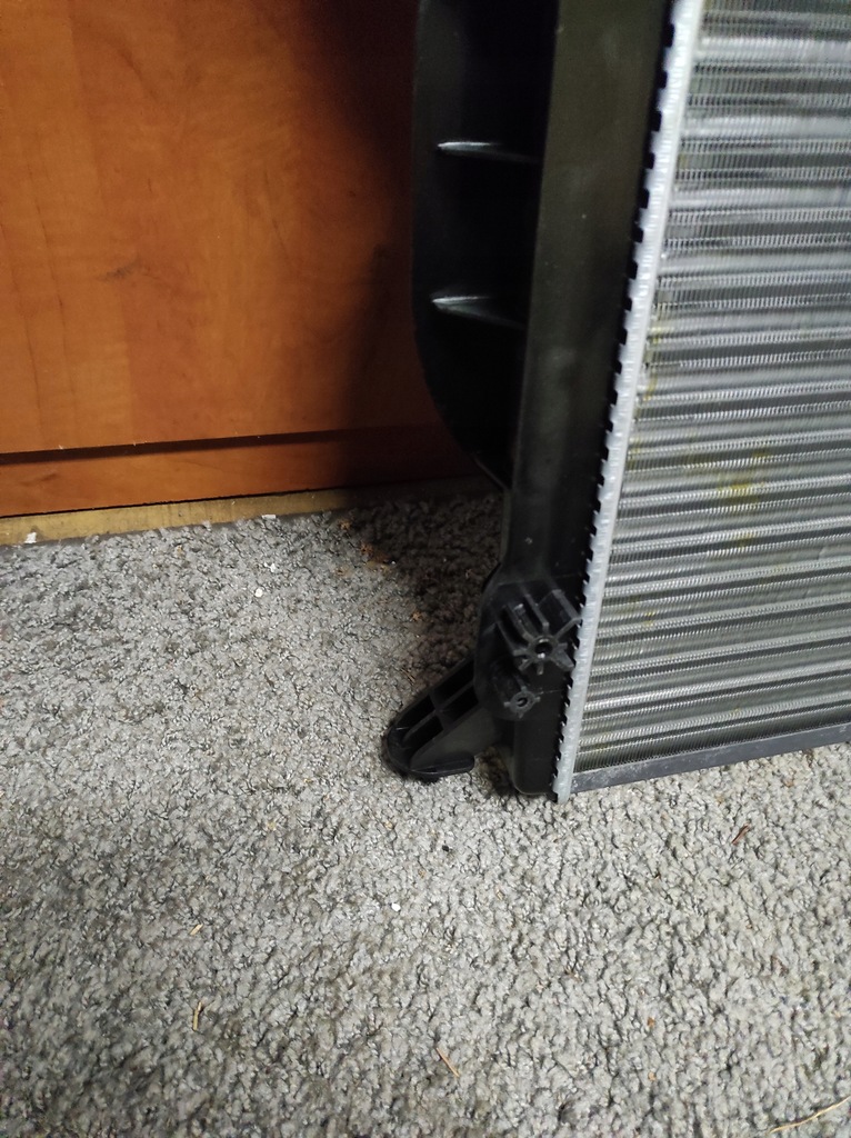 фото №8, Радіатор wody audi a4 b6 a4 b7 a6 c6 seat exeo 2.0 бензин alt