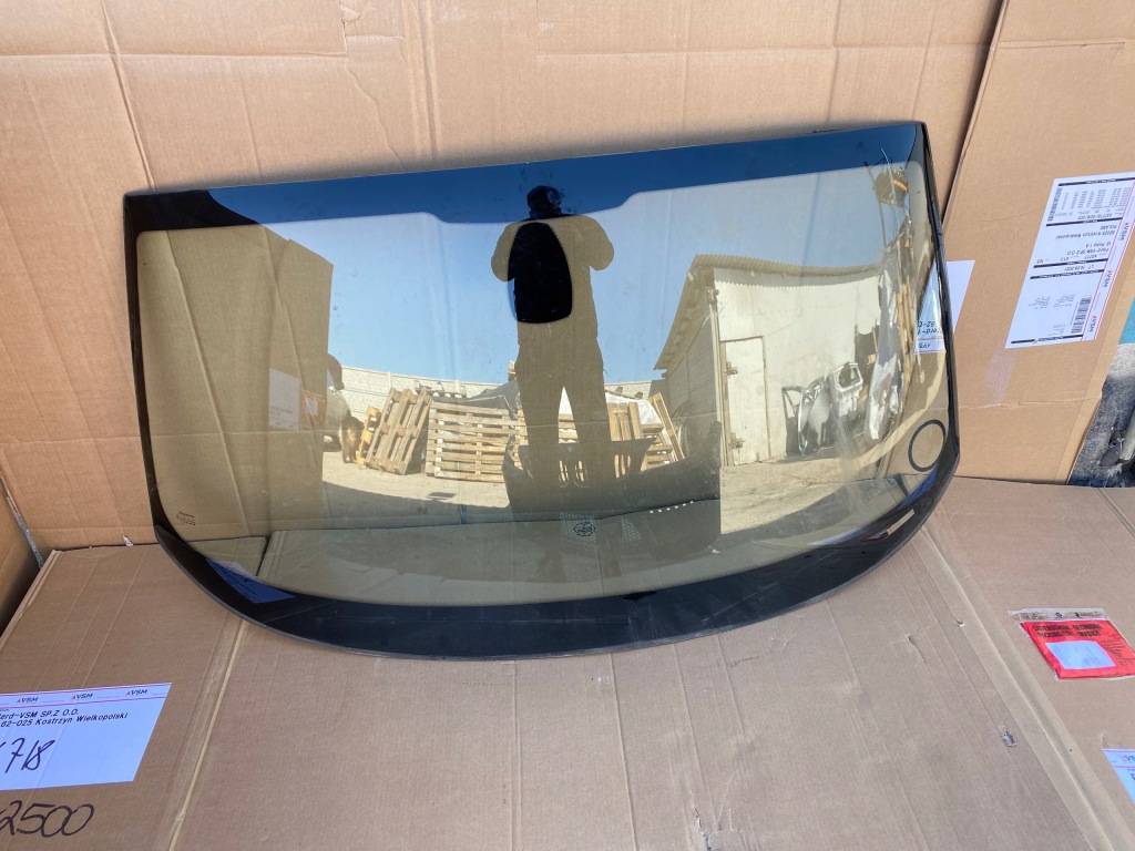 фото №1, Скло перед лобове bmw z4 e85 з датчиком