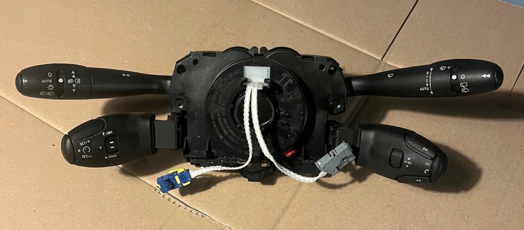 фото №1, Перемикач комбінований стрічка подушка безпеки peugeot 308 i 96652986xt