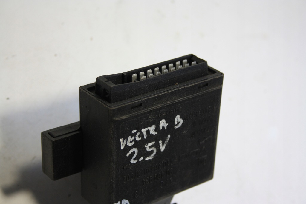 фото №1, Opel vectra omega astra модуль света