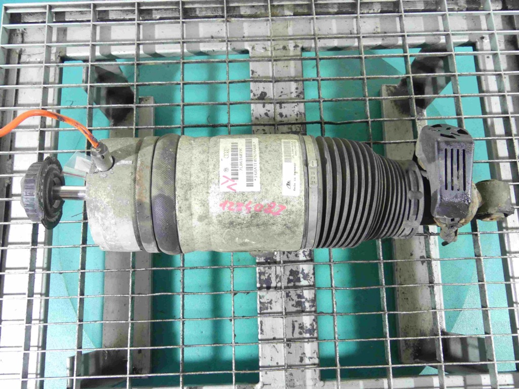 фото №1, Амортизатор задня лівий audi q7 i 4l