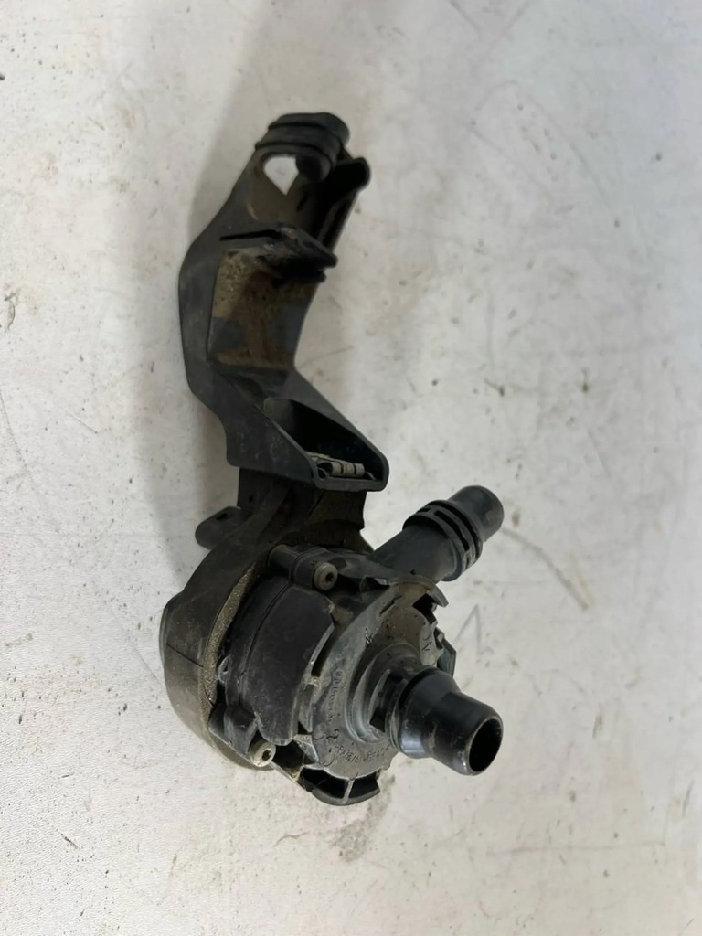 фото №1, Bmw 5 g30 g31 2017 насоса wody