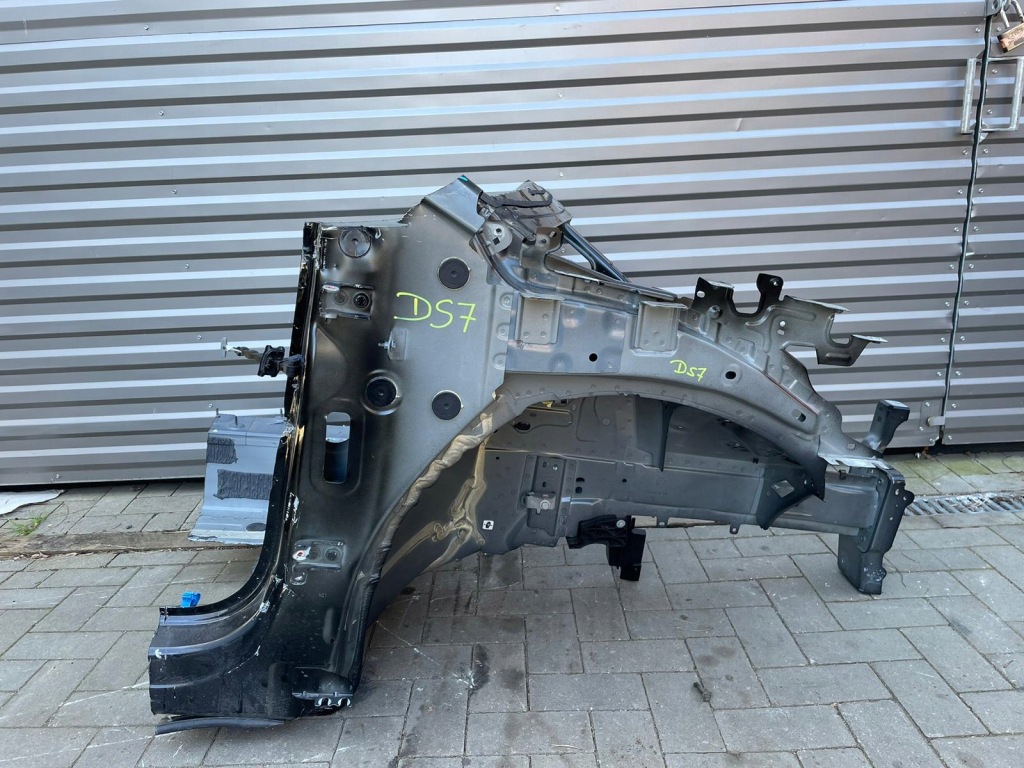 фото №1, Citroen ds7 crossback lift 2023 r гібрид чверть правий перед