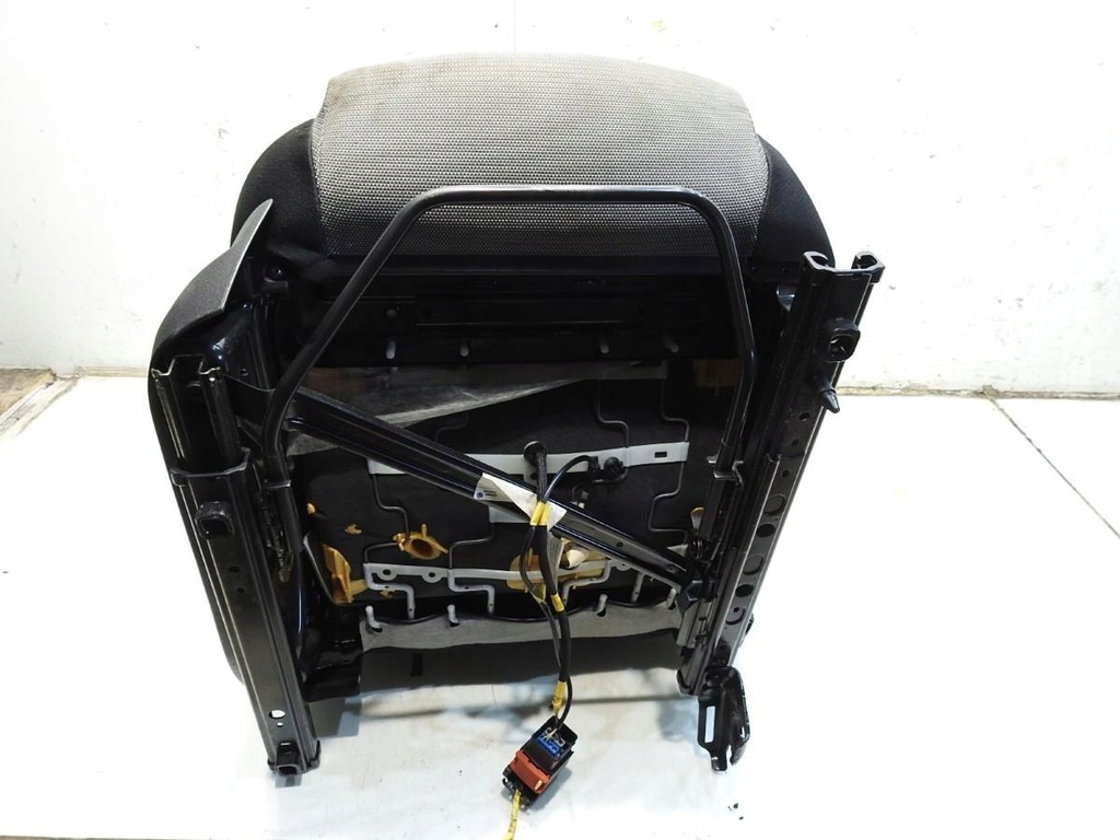 фото №9, Сидіння правий перед alfa romeo mito